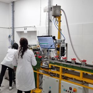 laboratorium surowcowe z manualną linią oceny surowca