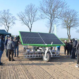 Pokaz siewu nasion buraka cukrowego przy zastosowaniu robota Farmdroid FD20